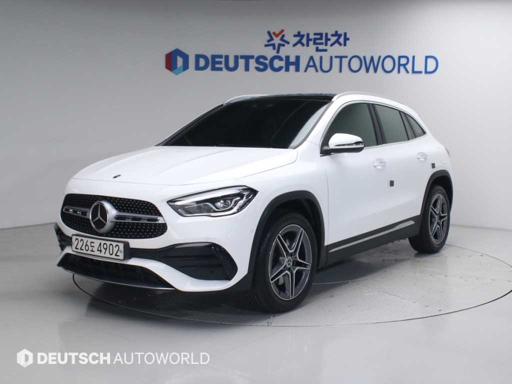 Mercedes Benz GLA Class