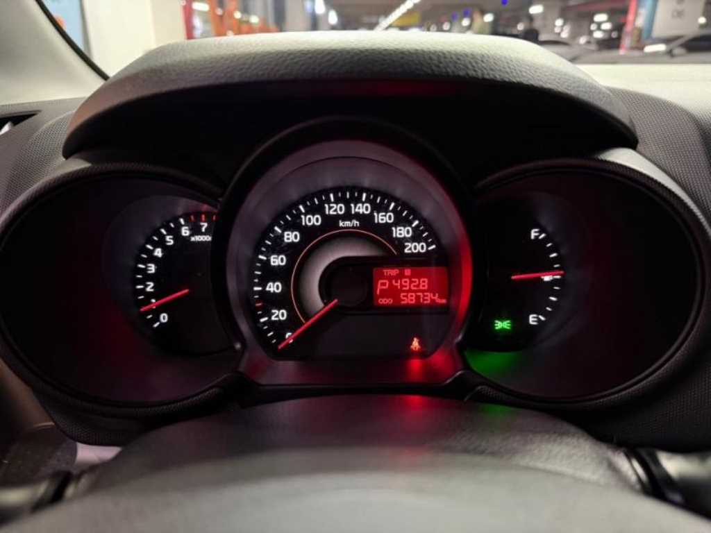 KIA Ray - Vista 9