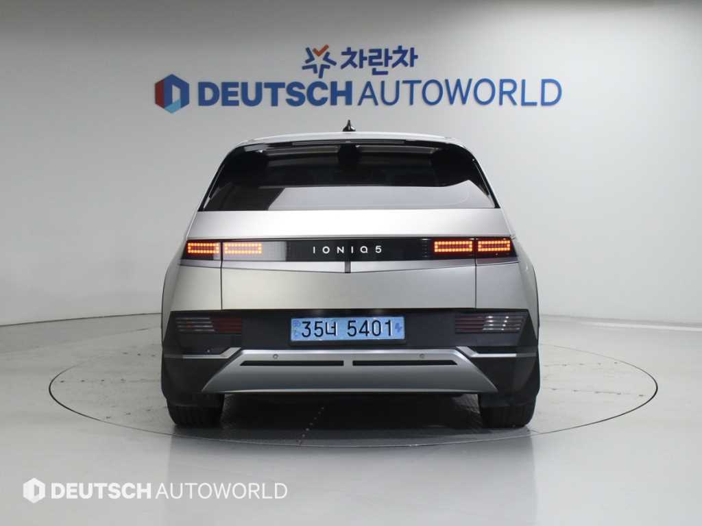 HYUNDAI Ioniq 5 - Vista 4