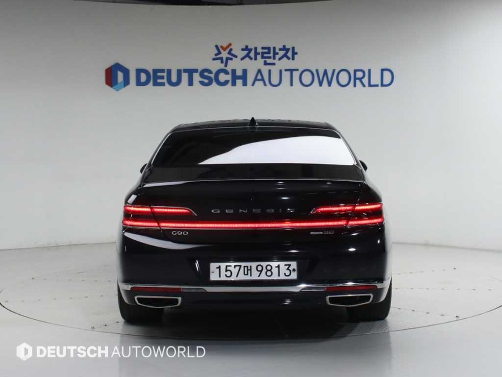 Genesis G90 - Vista 4