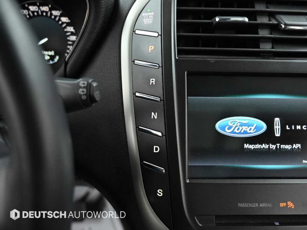 Lincoln MKC - Vista 9