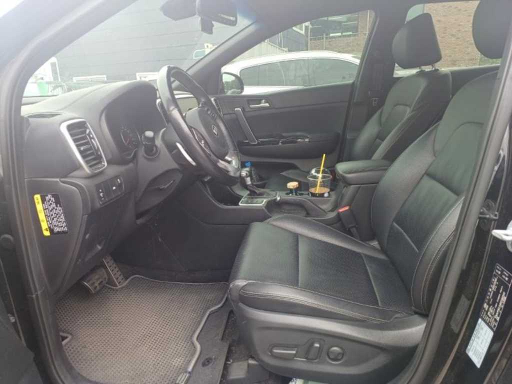 KIA Sportage - Vista 5