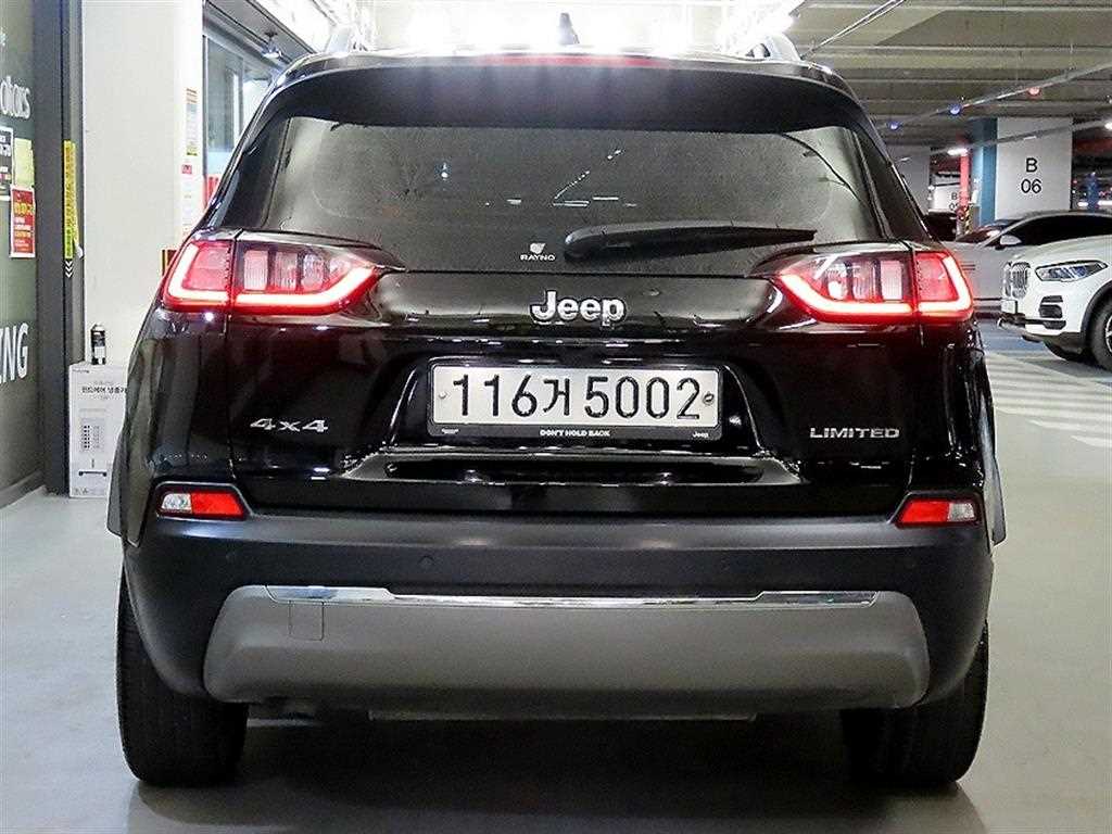 Jeep Cherokee - Vista 5