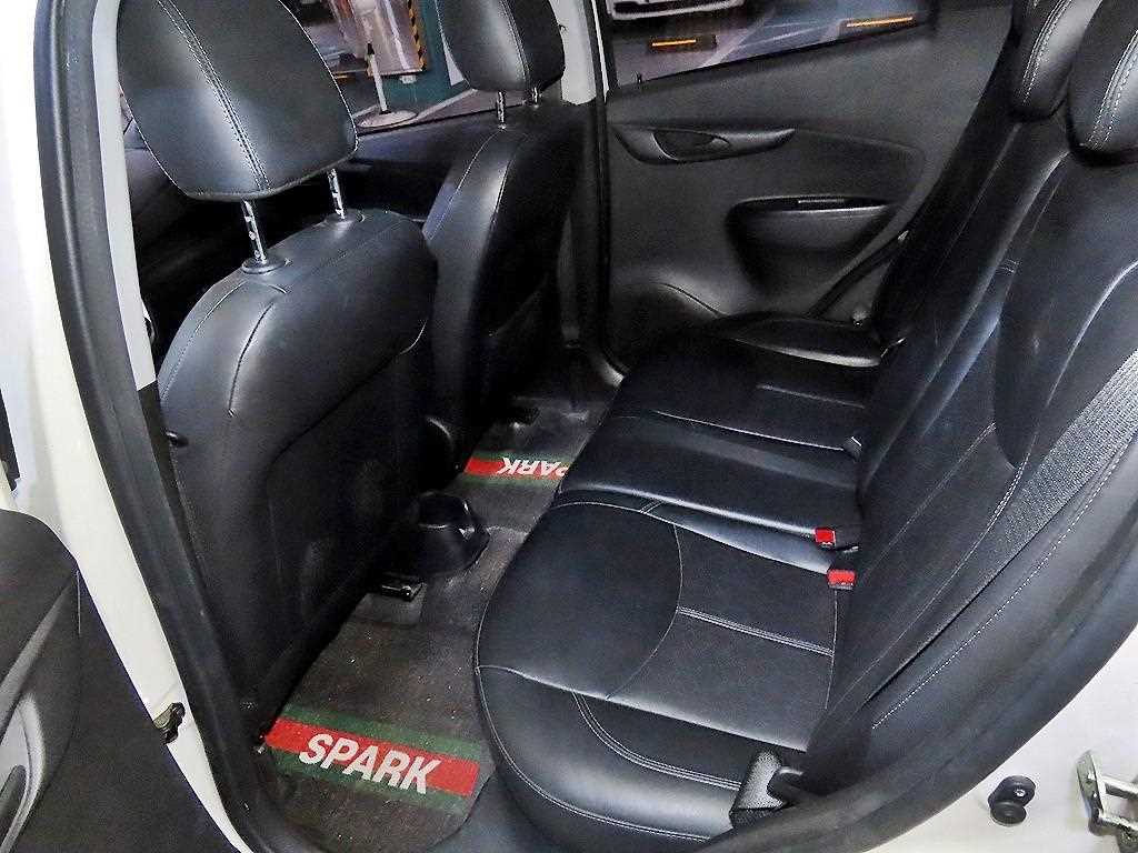 Chevrolet Spark - Vista 7