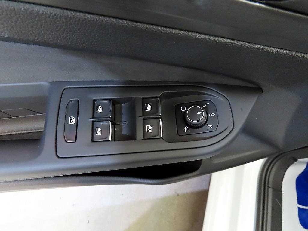 Volkswagen Golf 2023 Blanco - Importación desde Corea - HF Imports Iquique - Foto 13