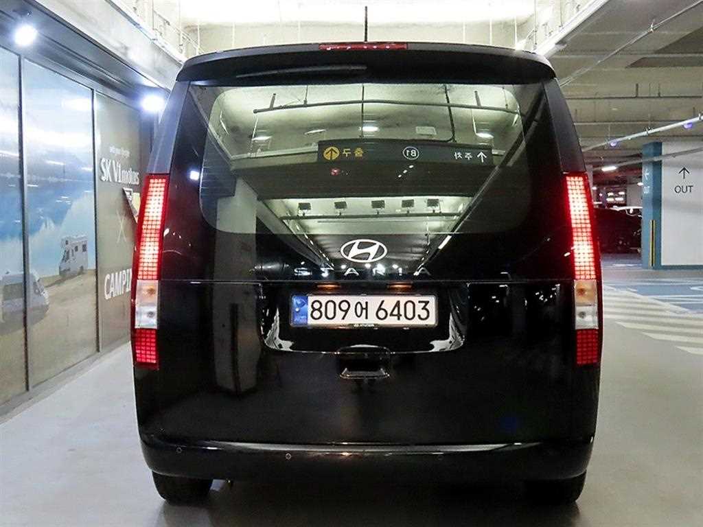 HYUNDAI Staria - Vista 5