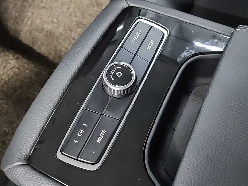 KIA K7 2020 Negro - Importación desde Corea - HF Imports Iquique - Foto 15