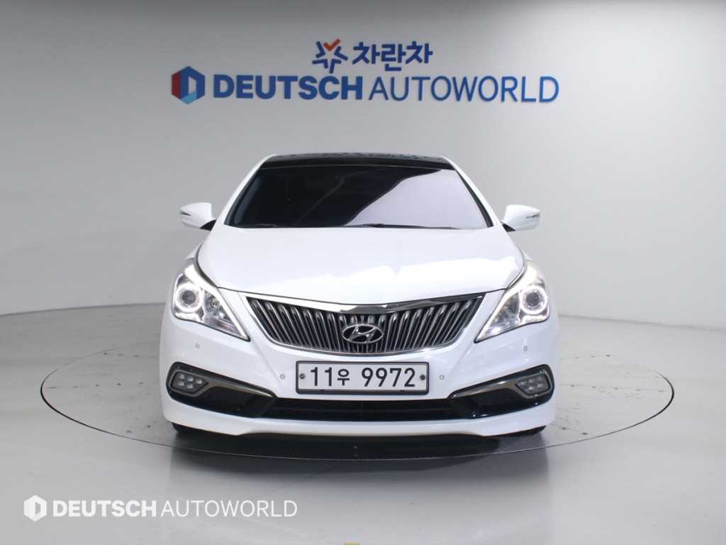 HYUNDAI Grandeur - Vista 3