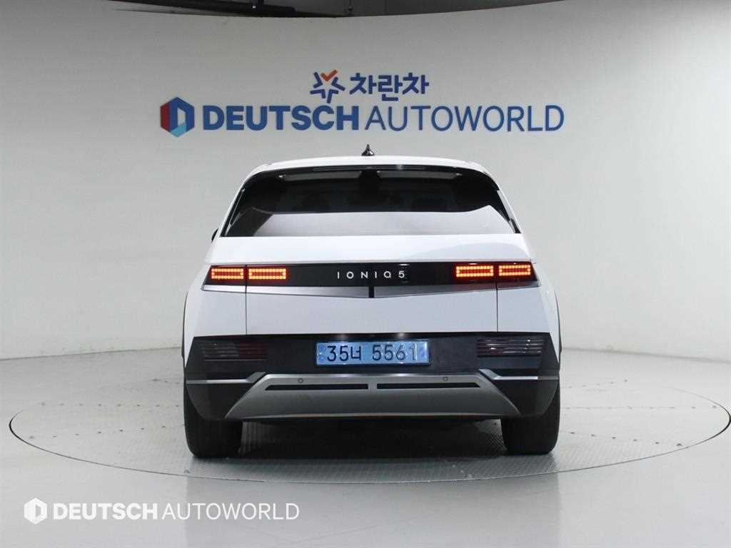 HYUNDAI Ioniq 5 - Vista 4