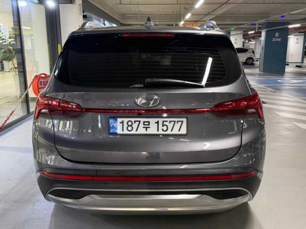 HYUNDAI Santa Fe - Vista 5
