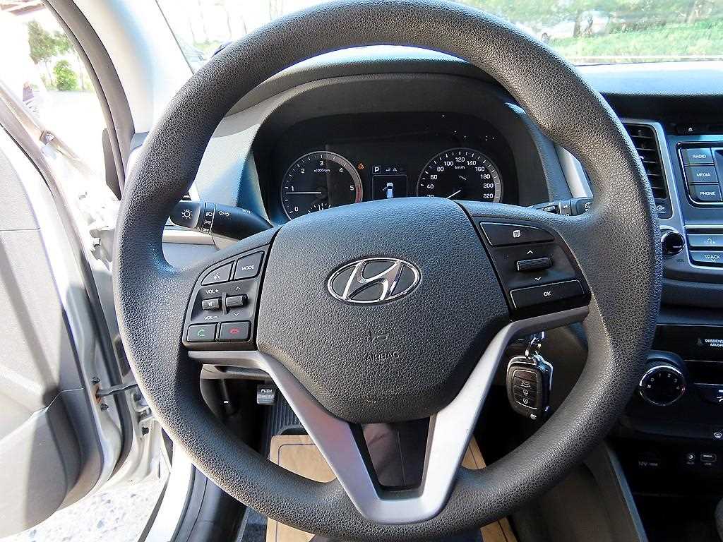 HYUNDAI Tucson - Vista 8