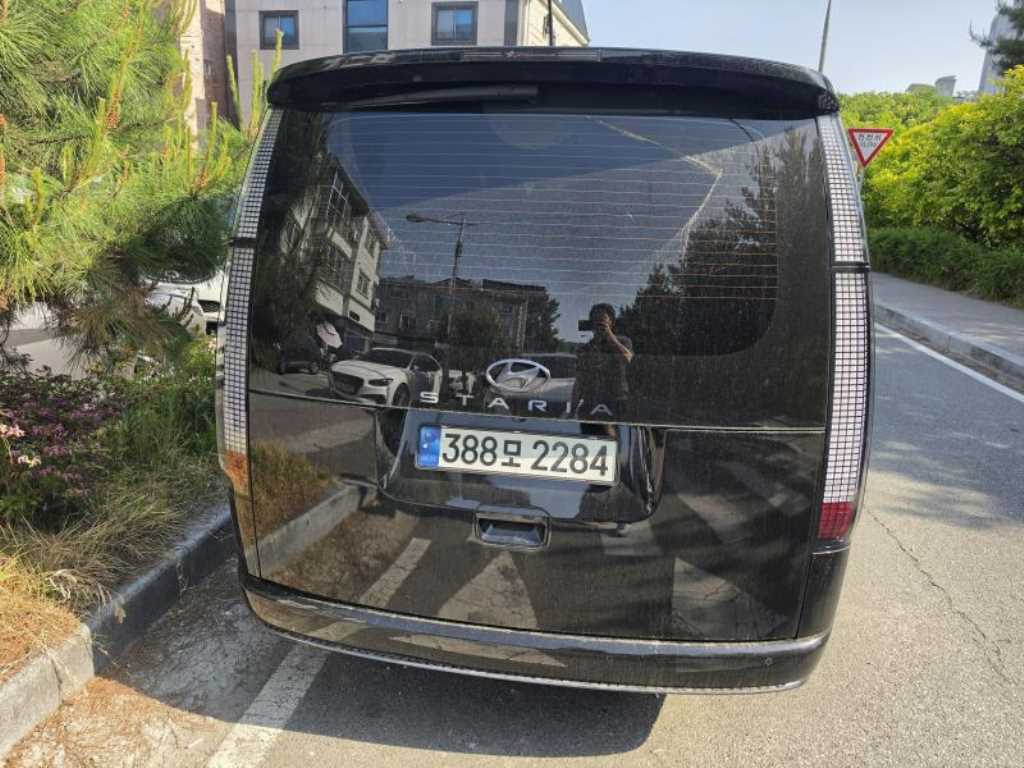 HYUNDAI Staria - Vista 5