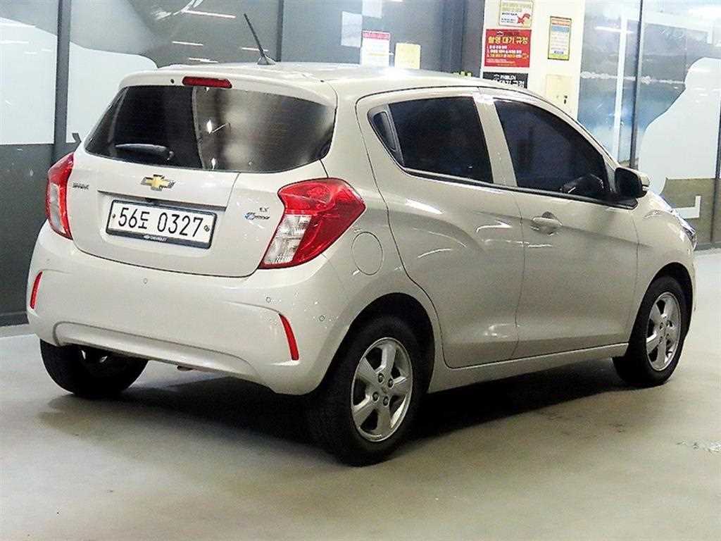 Chevrolet Spark - Vista 4