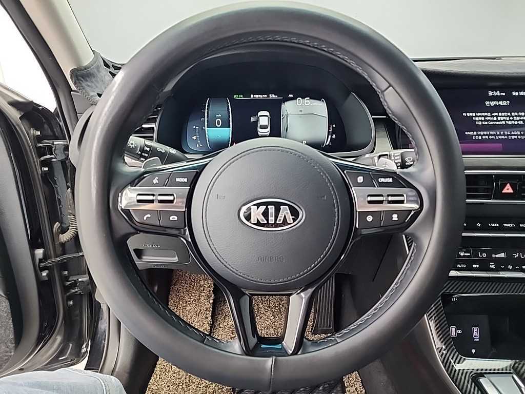 KIA K7 - Vista 9