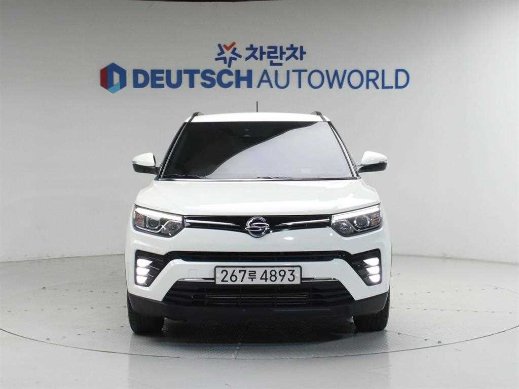 Ssangyong Tivoli - Vista 3