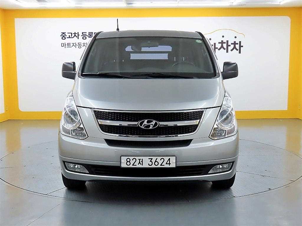 HYUNDAI Starex 2016 - Importación desde Corea - HF Imports Iquique - Foto 1