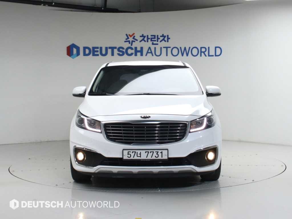 KIA Carnival 2015 Blanco - Importación desde Corea - HF Imports Iquique - Foto 1