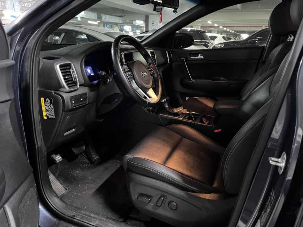 KIA Sportage - Vista 4