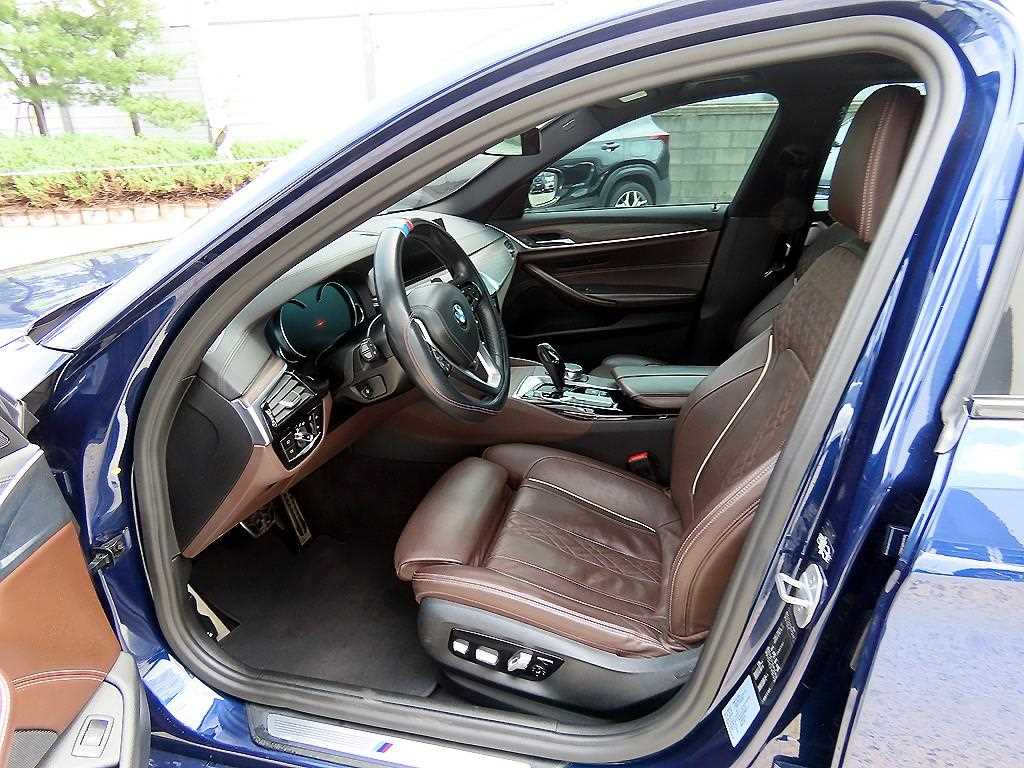 BMW 5 Series - Vista 5