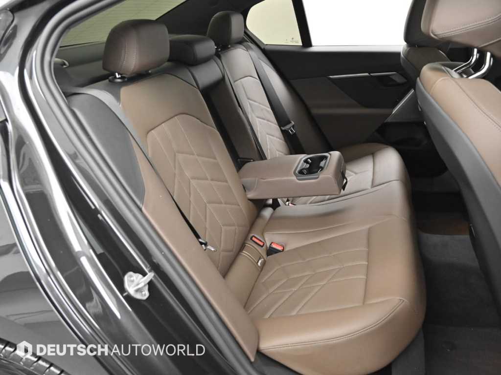 BMW 5 Series - Vista 12