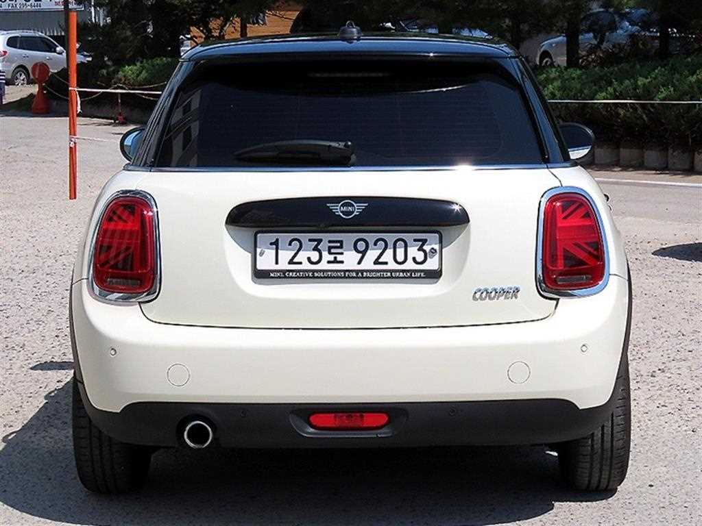 Mini Cooper - Vista 4