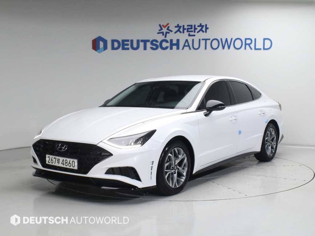 HYUNDAI Sonata - Vista 3