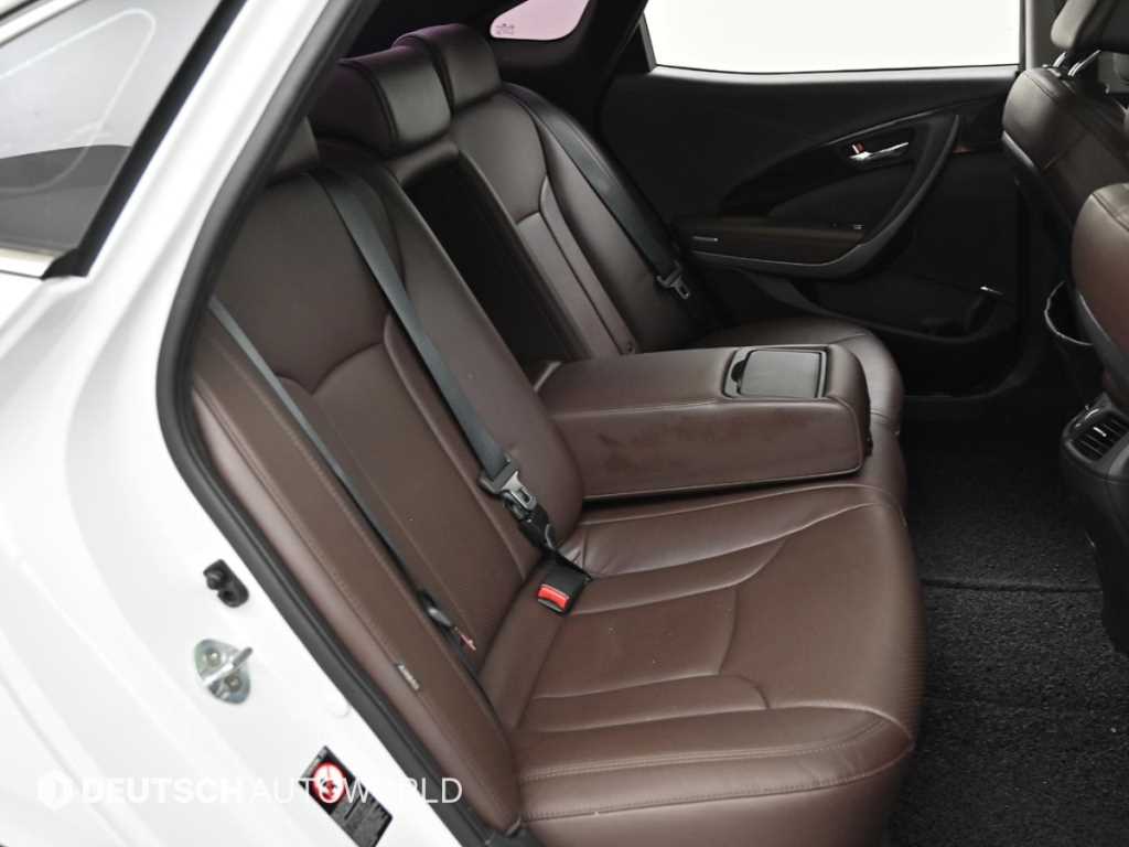 HYUNDAI Grandeur - Vista 12