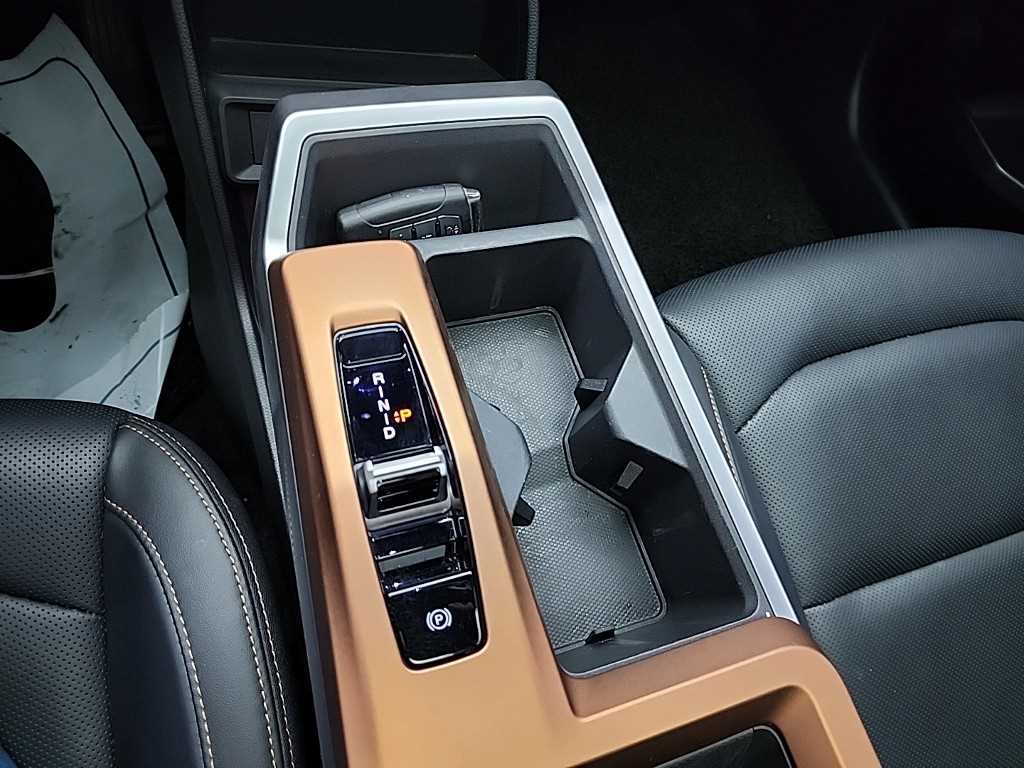 Ssangyong Torres - Vista 8