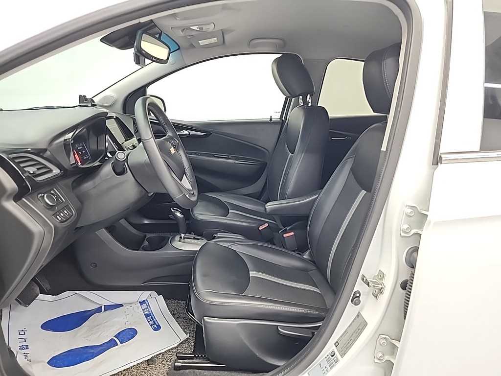 Chevrolet Spark - Vista 11
