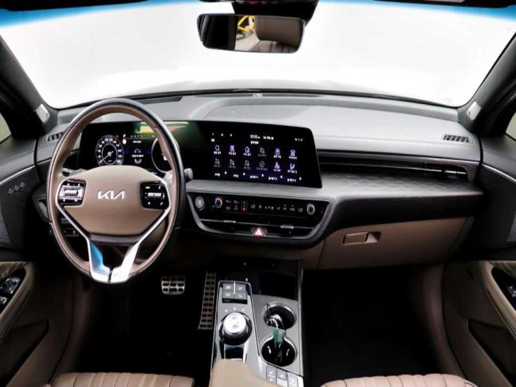 KIA K8 - Vista 6