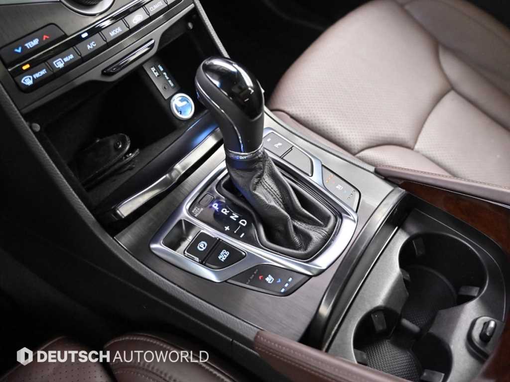 HYUNDAI Grandeur - Vista 9