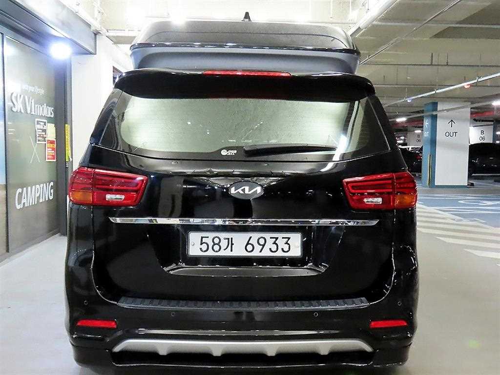 KIA Carnival - Vista 5