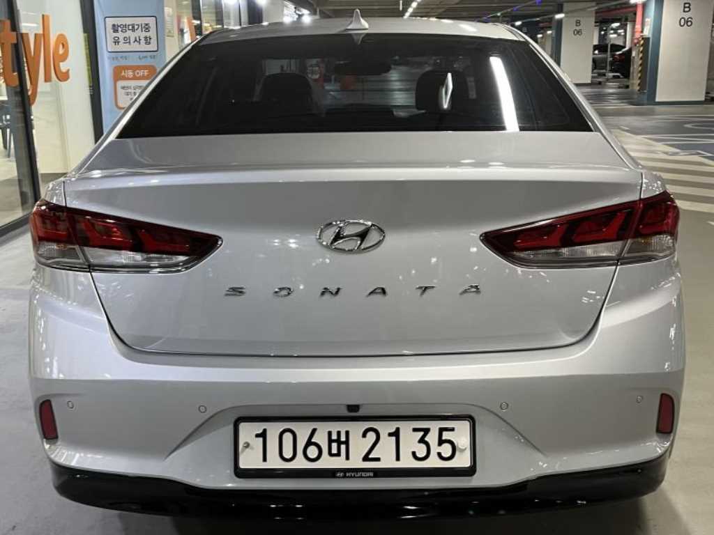 HYUNDAI Sonata - Vista 5
