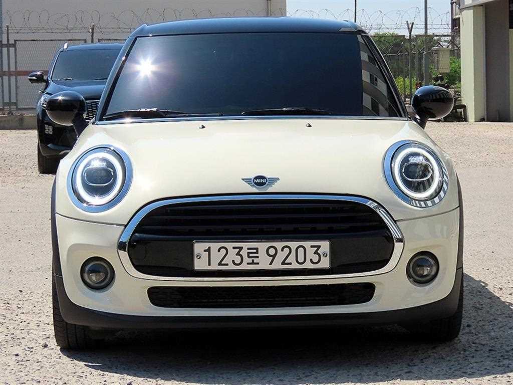Mini Cooper 2020 Blanco - Importación desde Corea - HF Imports Iquique - Foto 1
