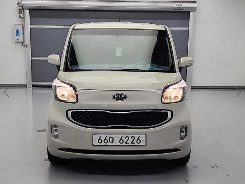 KIA Ray - Vista 2