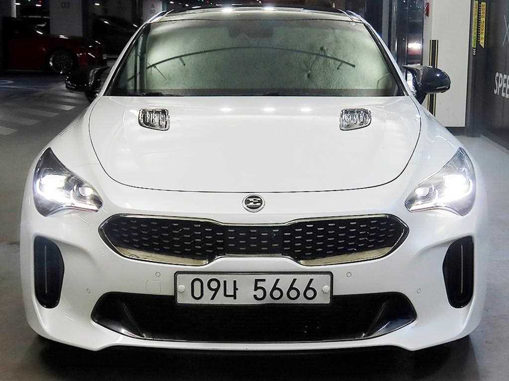 KIA Stinger - Vista 2