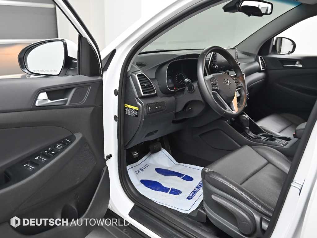 HYUNDAI Tucson - Vista 11