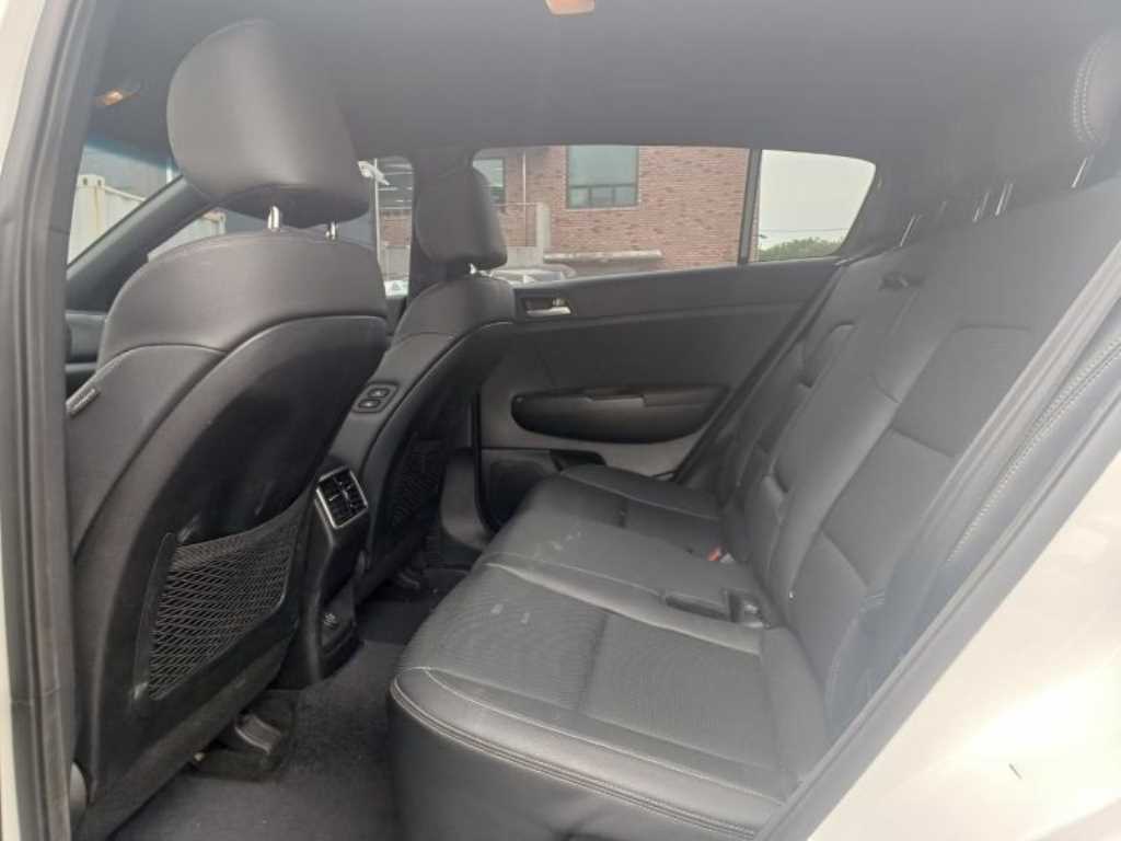 KIA Sportage - Vista 6