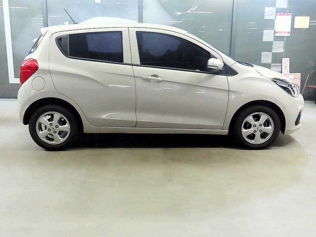 Chevrolet Spark - Vista 3
