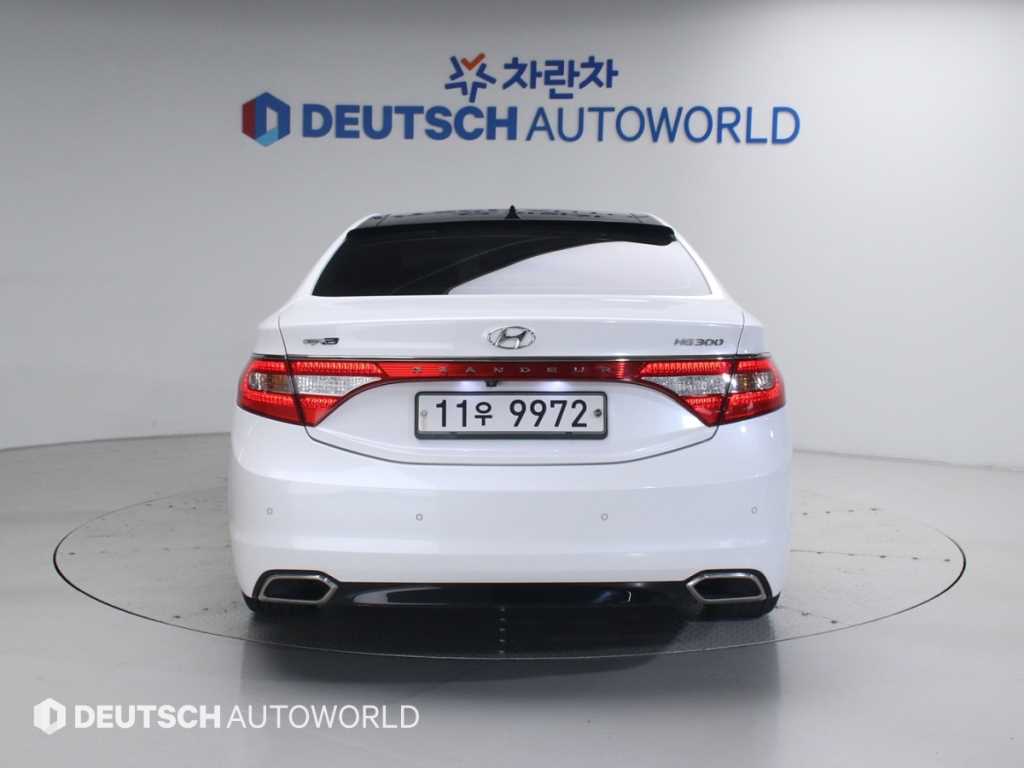 HYUNDAI Grandeur - Vista 4