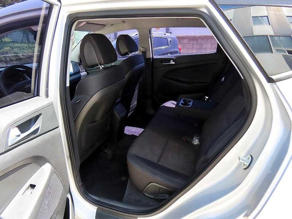 HYUNDAI Tucson - Vista 6