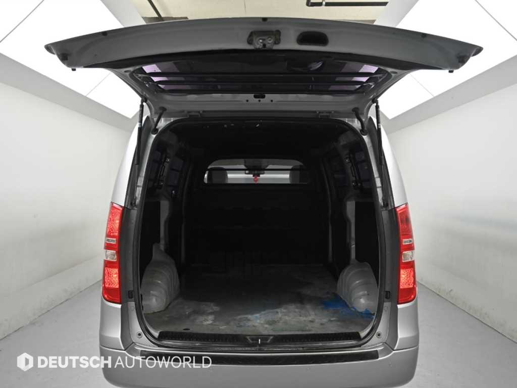 HYUNDAI Starex 2019 Plateado - Importación desde Corea - HF Imports Iquique - Foto 19