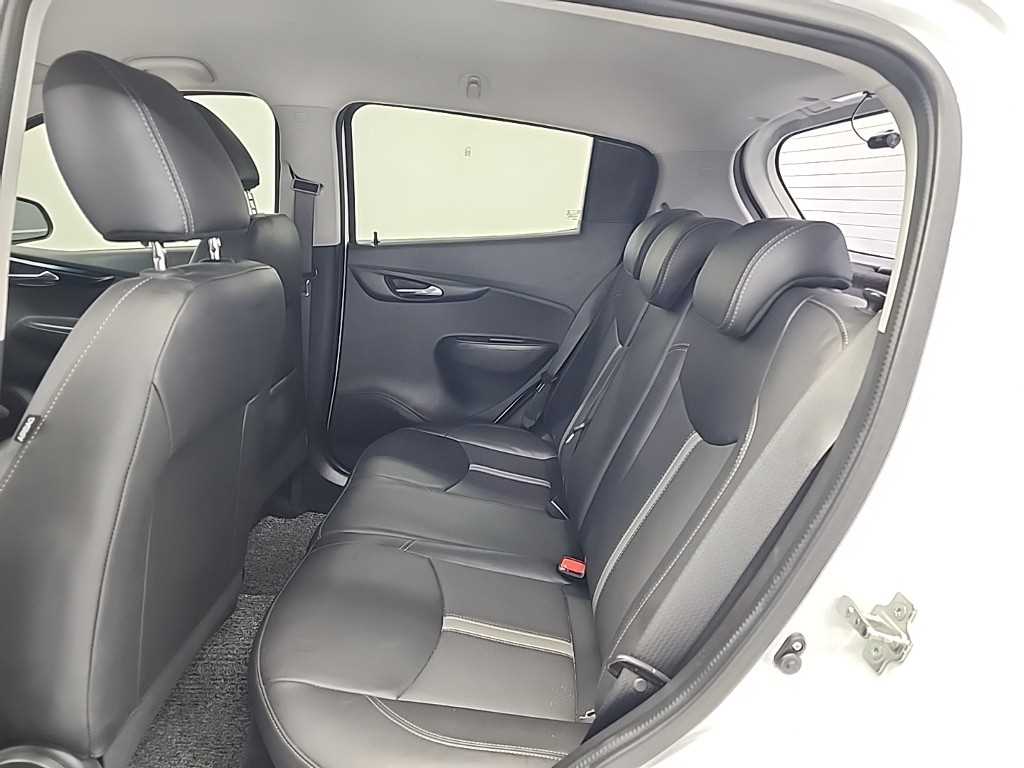 Chevrolet Spark - Vista 12
