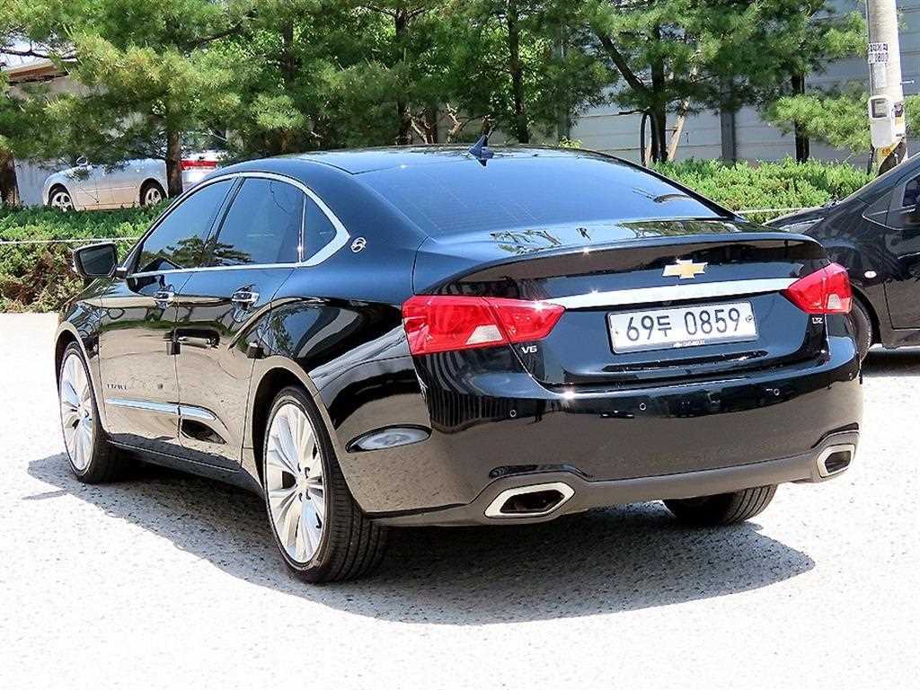 Chevrolet Impala - Vista 3