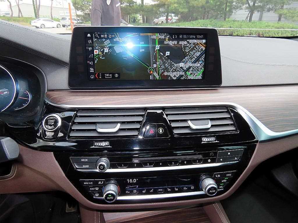 BMW 5 Series 2017 Azul - Importación desde Corea - HF Imports Iquique - Foto 13