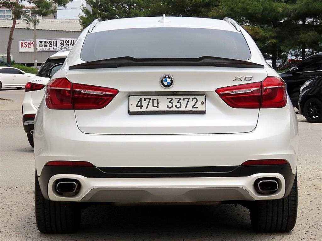 BMW X6 - Vista 4