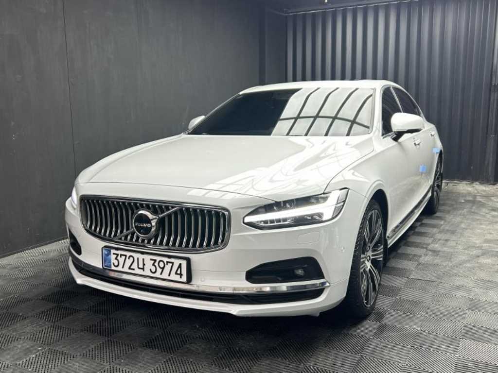 Volvo S90 - Vista 3