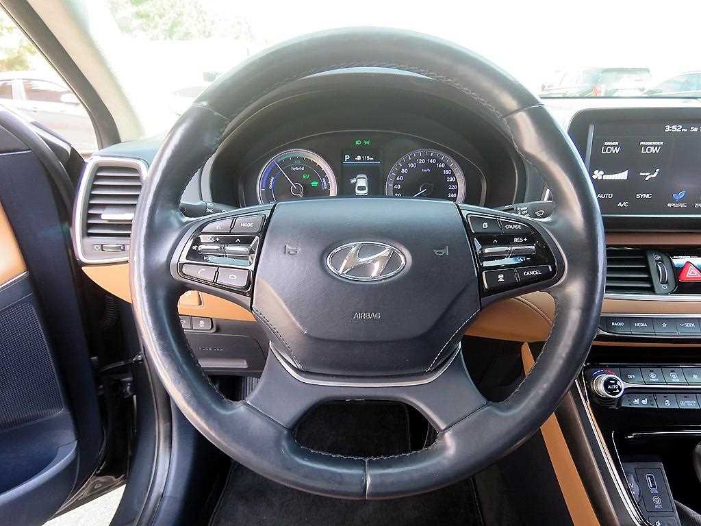 HYUNDAI Grandeur - Vista 10
