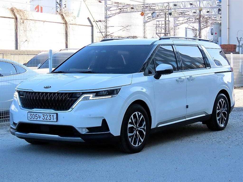 KIA Carnival - Vista 2