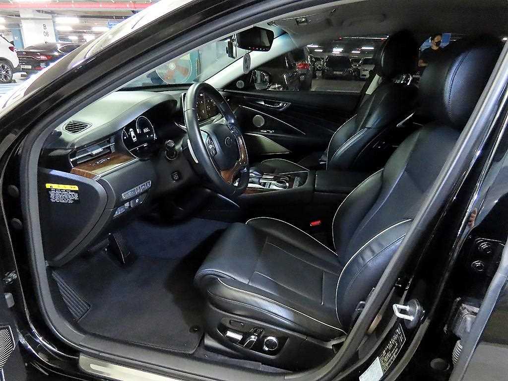 KIA K9 - Vista 6